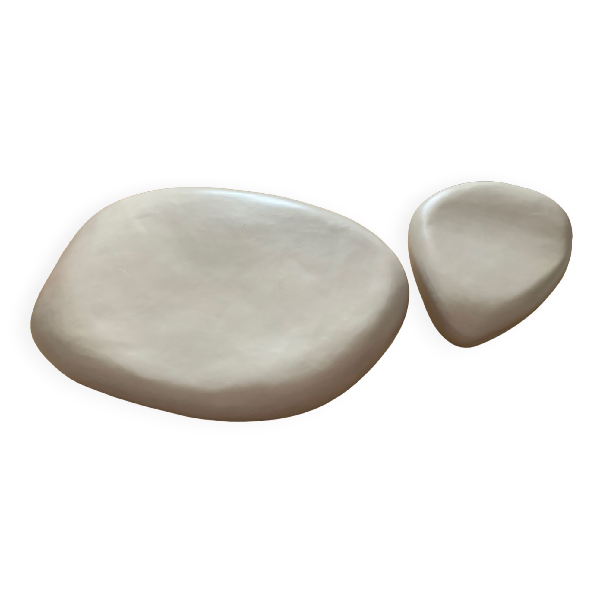 Pebble shaped coffee table