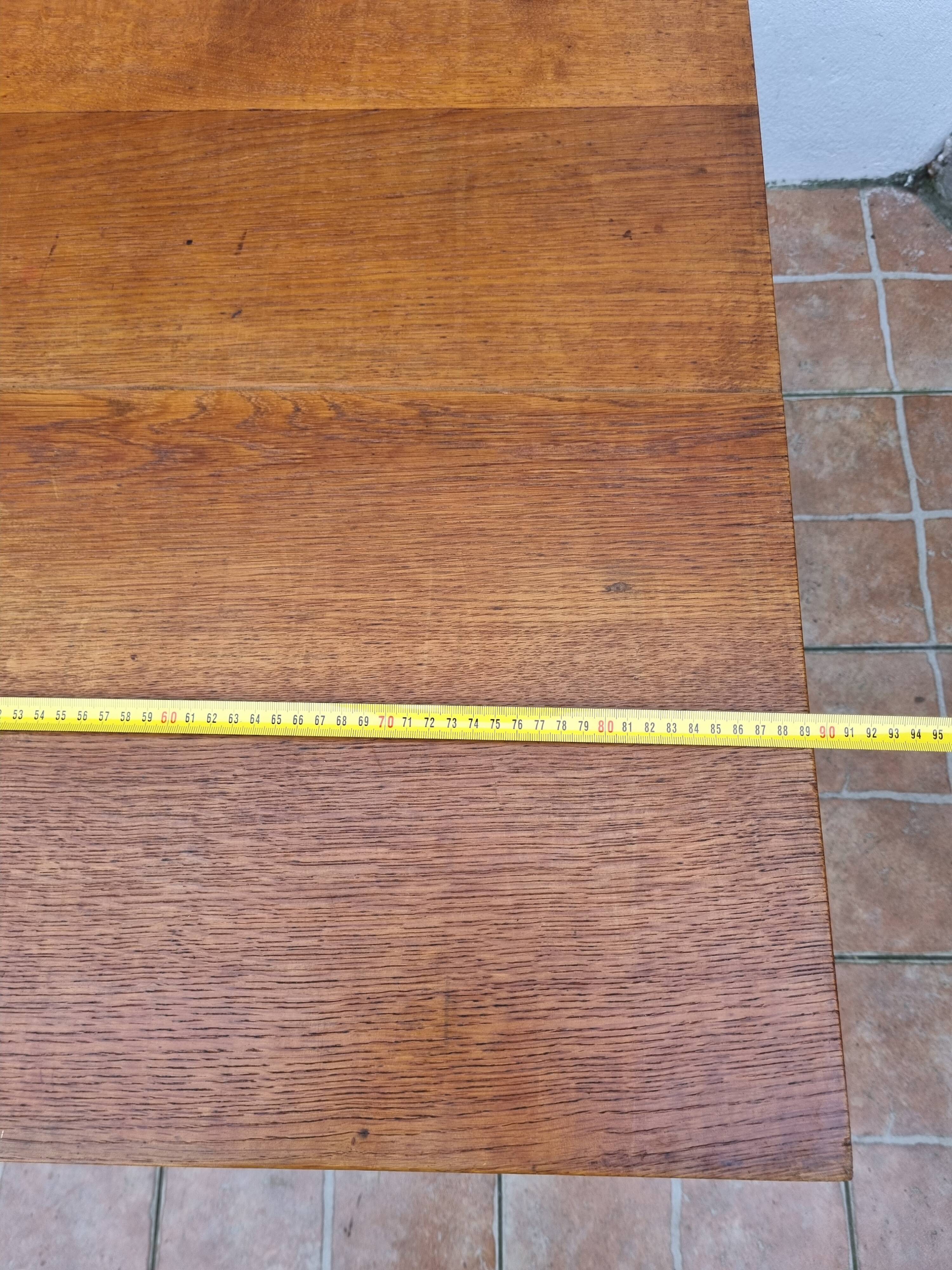 Square table in art deco style in oak, removable