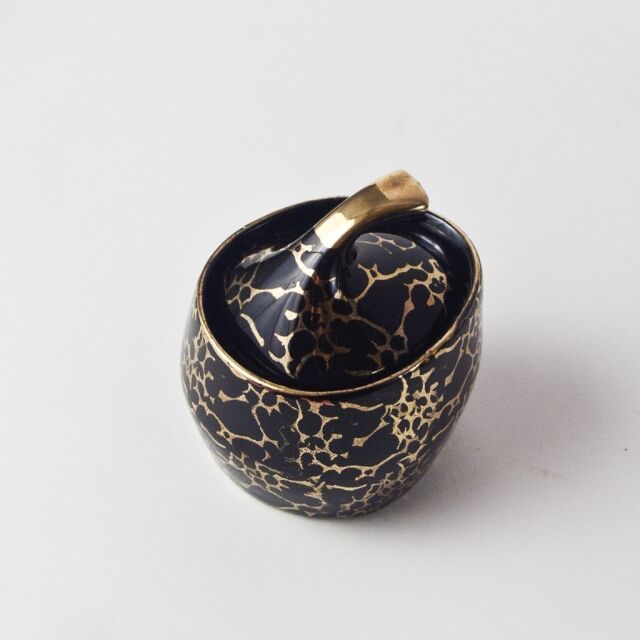 "Iza" designer j. September service