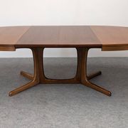 Table ovale de salle à manger extensible Baumann, France vers 1970