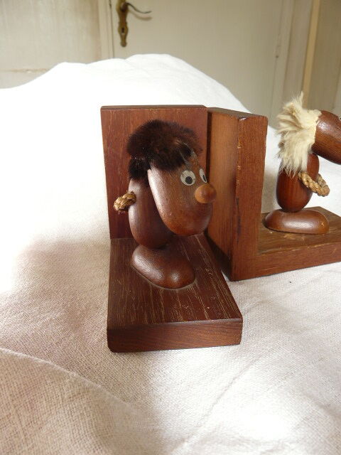 2 bookends in Scandinavian vintage teak Hans Bolling optimistic pessimistic