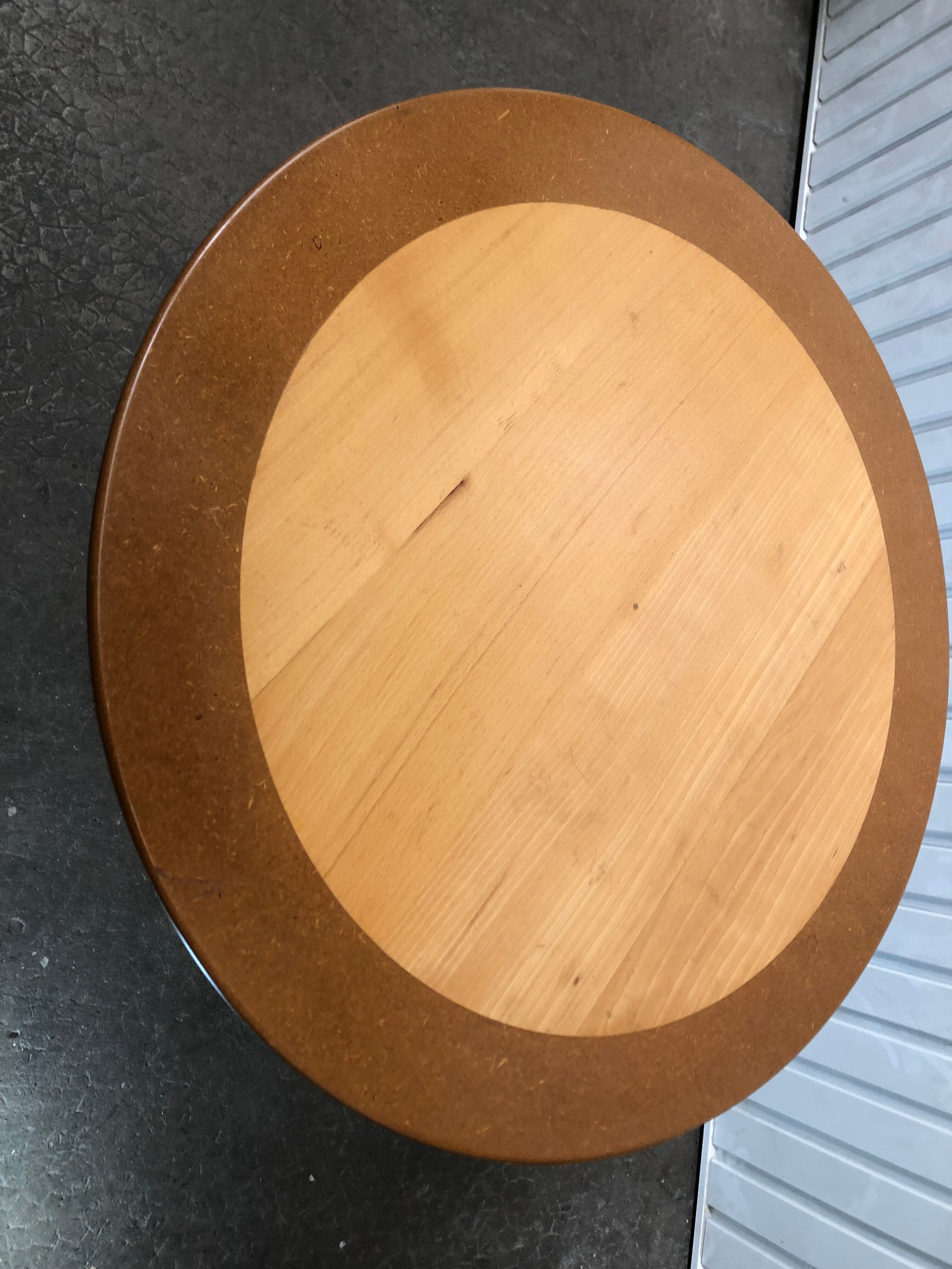 Art deco style pedestal table