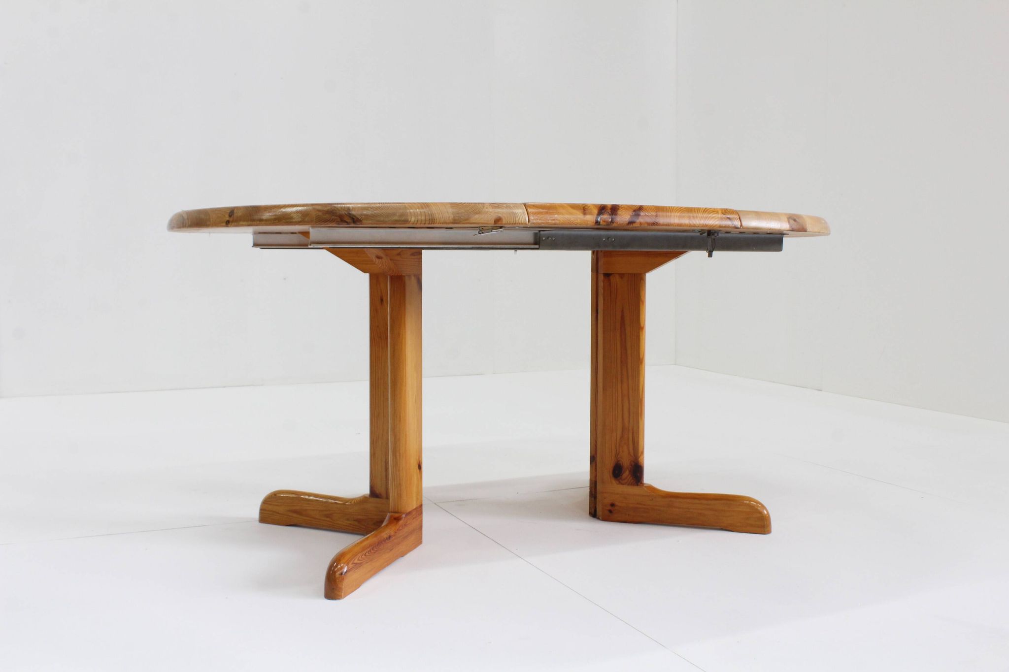 Vintage Danish round extendable dining table pine wood 1960s