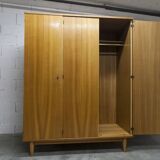 Armoire scandinave 3 portes en teck blond