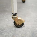 Furniture ranges vintage vinyls on wheels