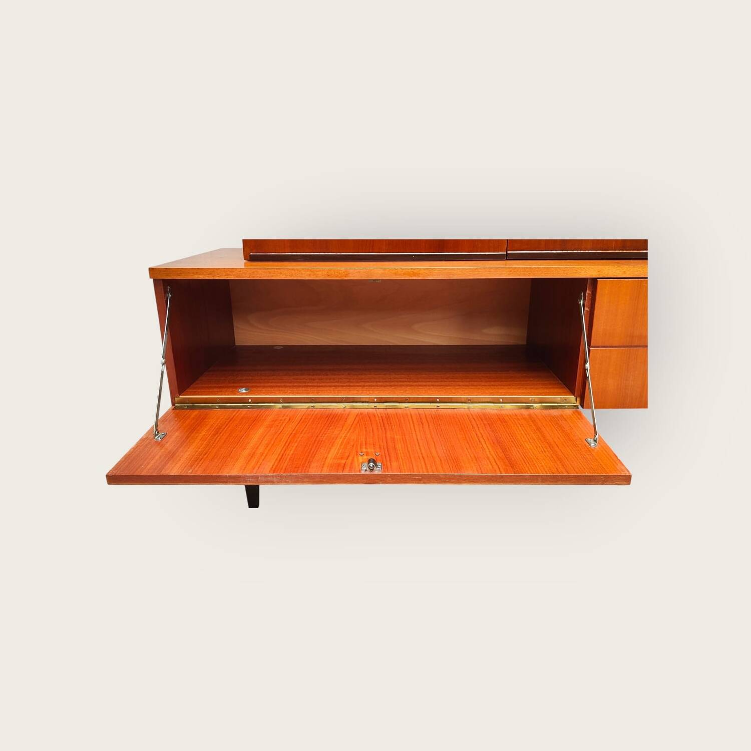 Teak veneer sideboard, mid-20th century