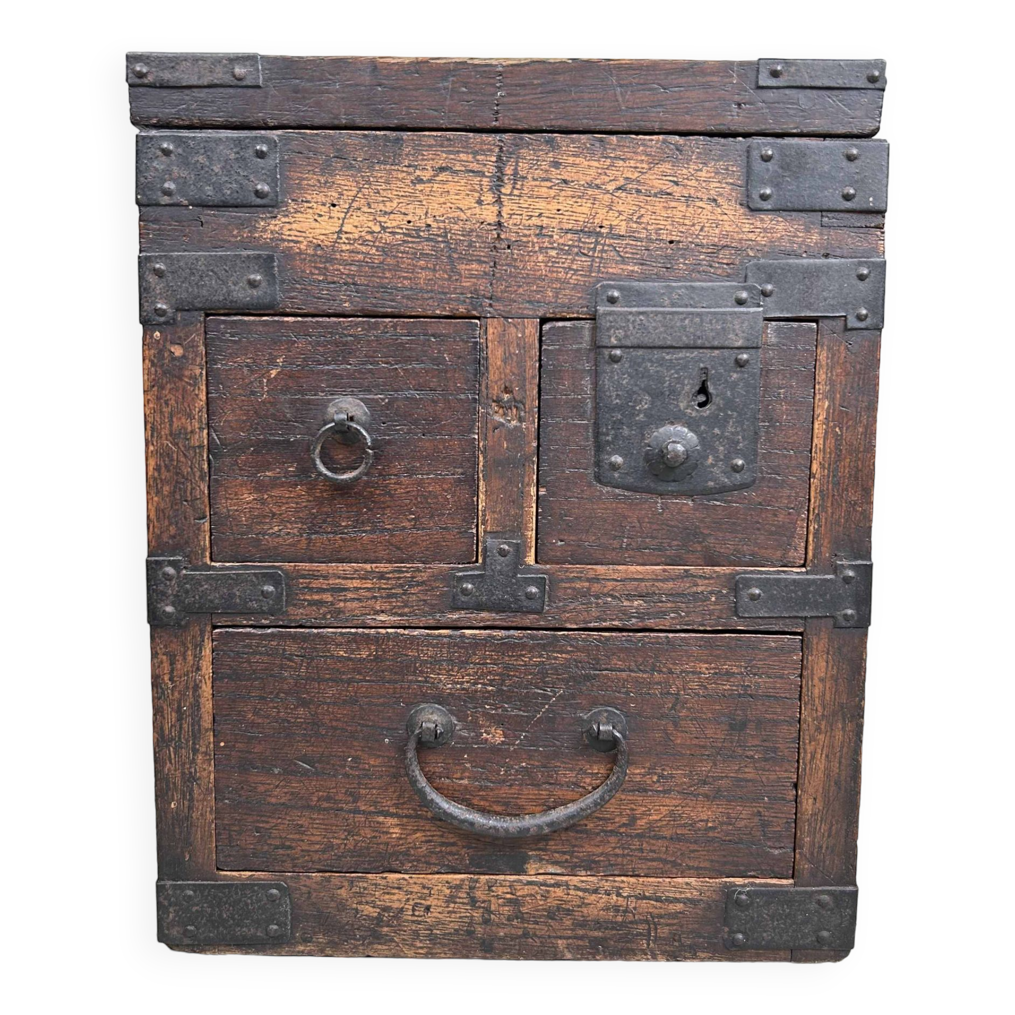 Antique Kake-suzuri (懸硯) from the Meiji period, Japan.