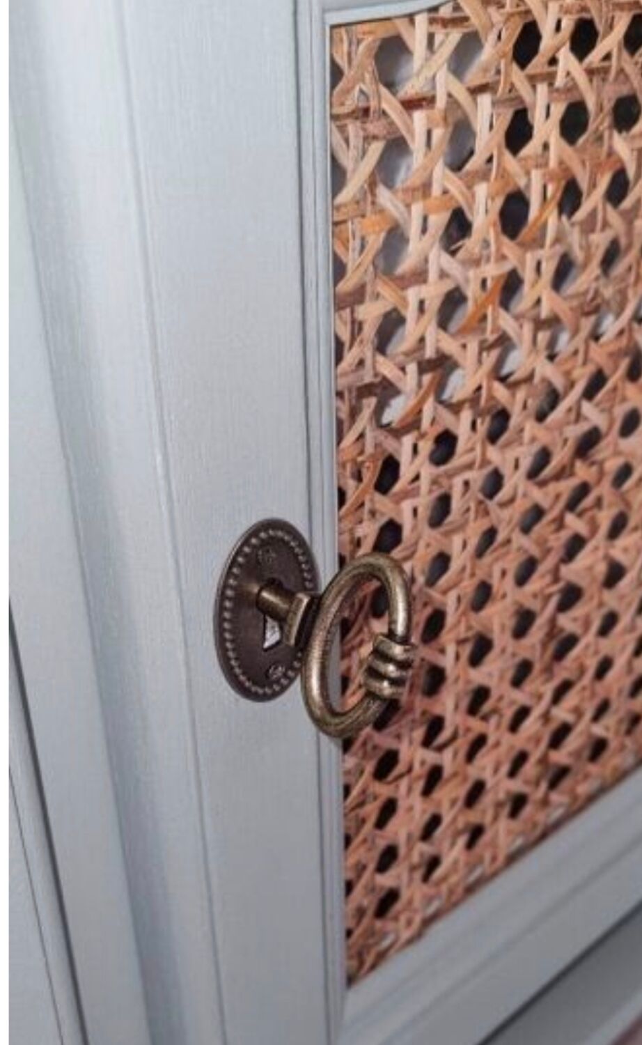 Children's wardrobe cupboard