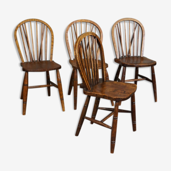 Ensemble de 4 chaises de salle à manger Windsor du 19ème siècle