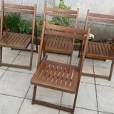 Lot de quatre chaises bois