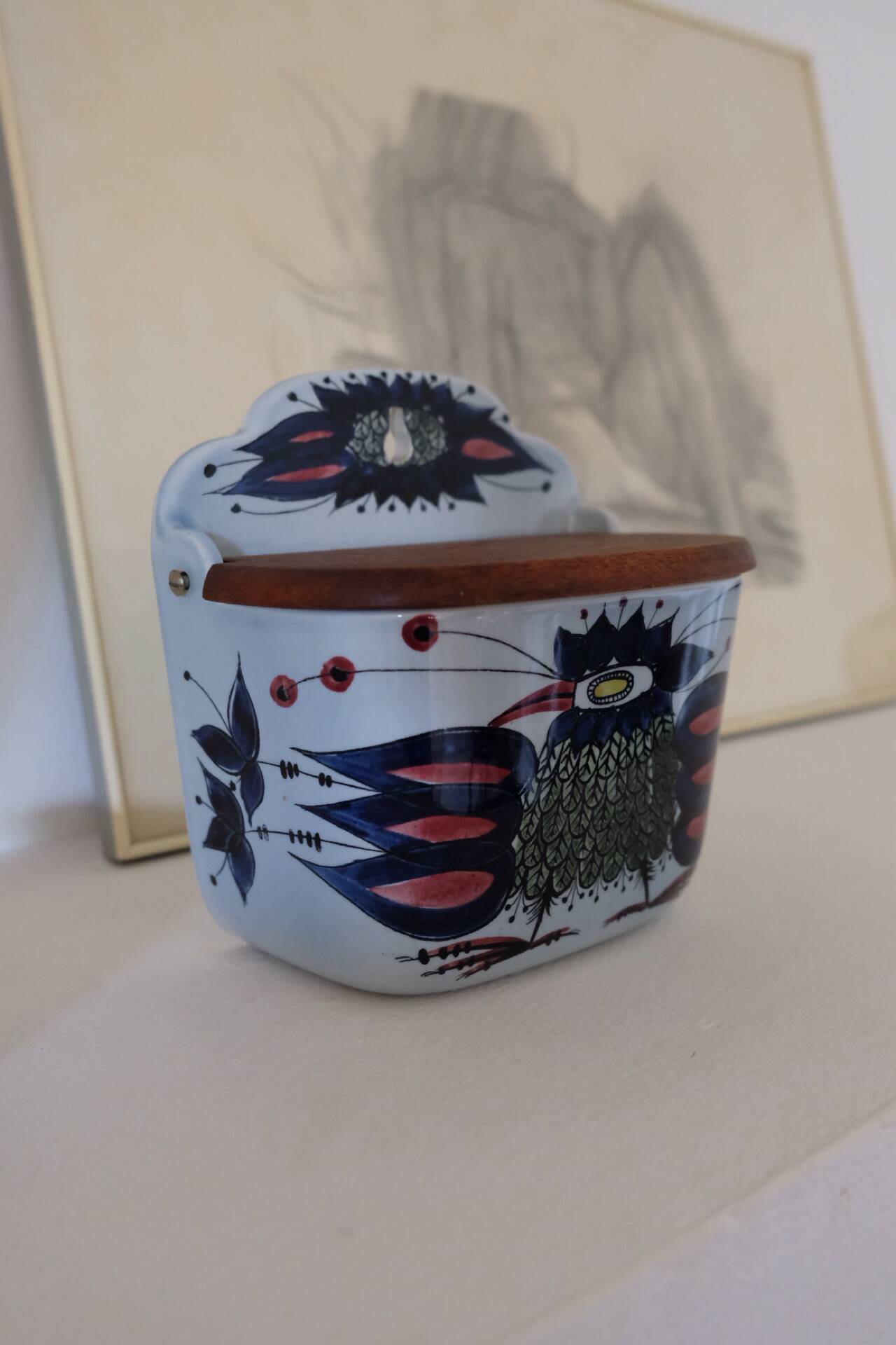 Royal Copenhagen Aluminia Tenera – wall-mounted salt pot "Crazy Bird" – Be