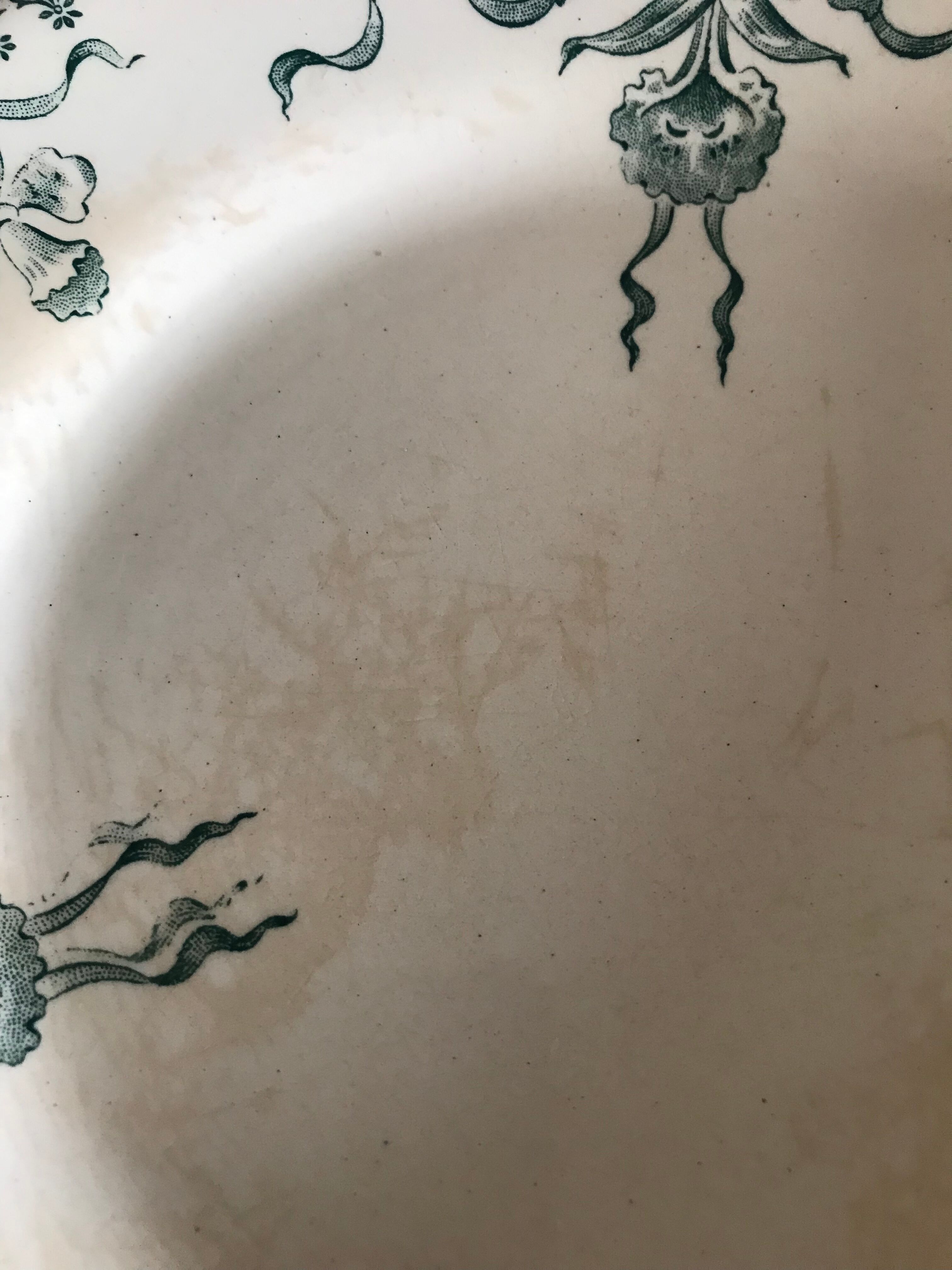 Flat plates in opaque porcelain from Gien "Venice"