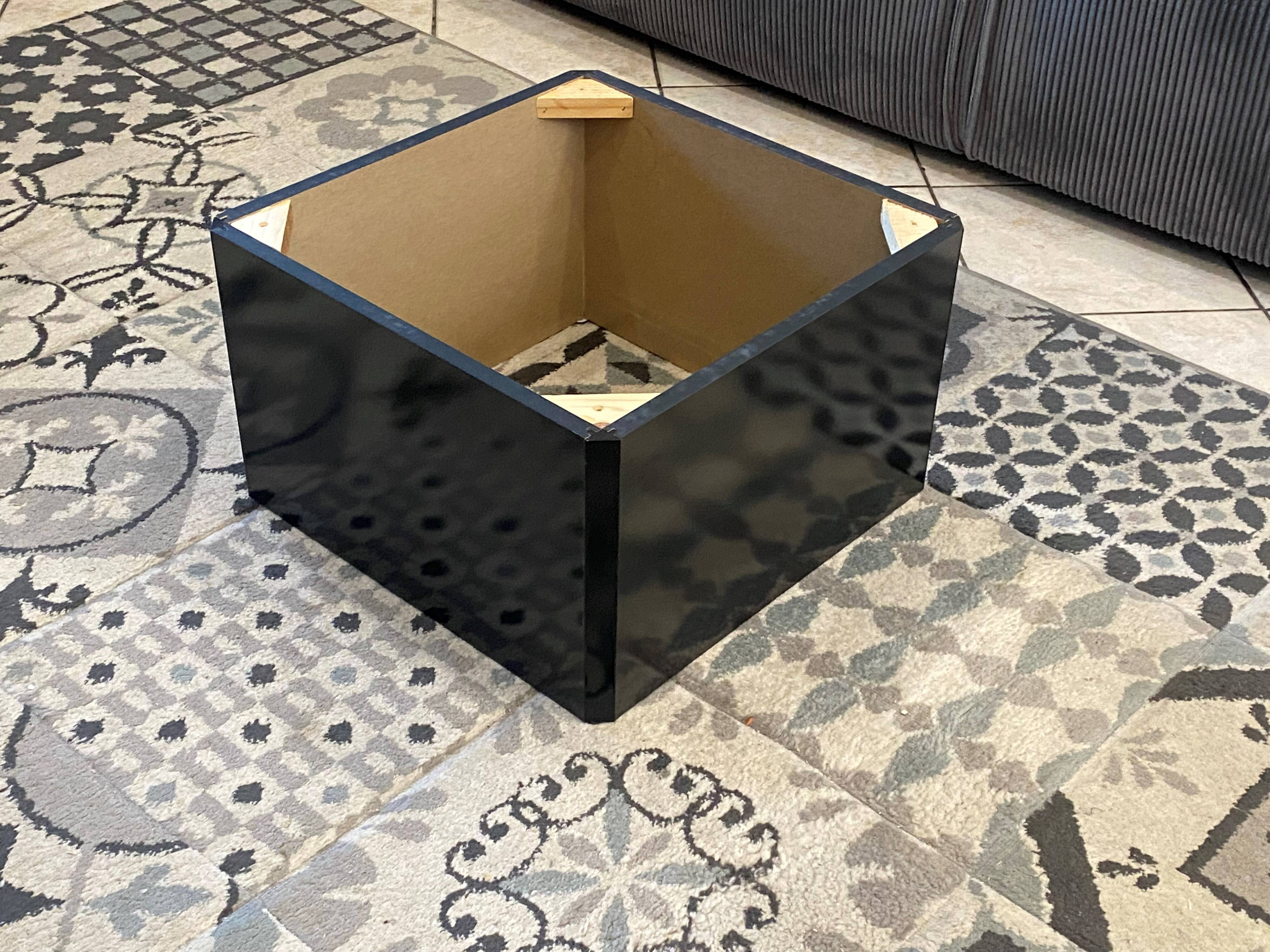 Table basse en loupe d’orme vintage 70s