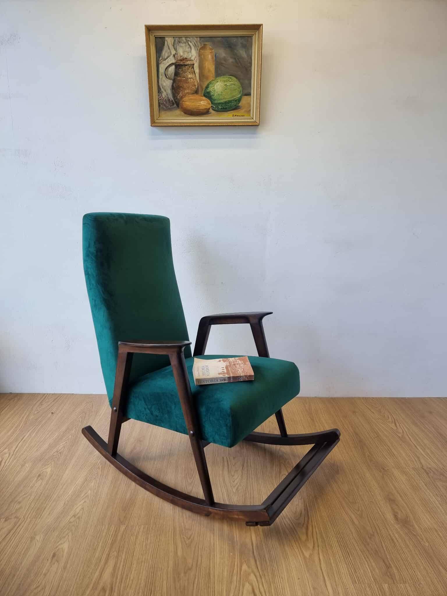 Chaise à bascule vintage des années 50.