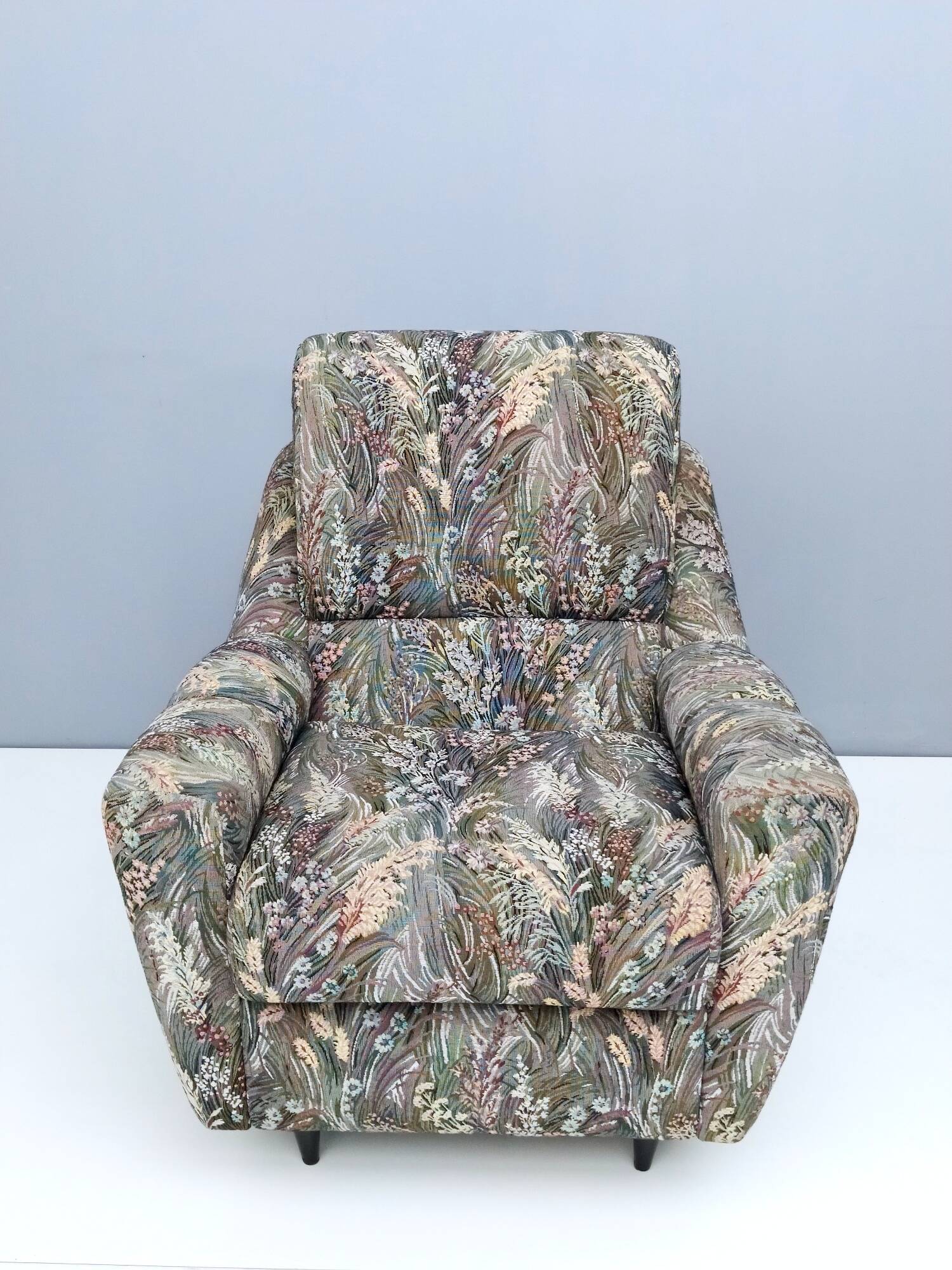Pair of High-Quality Patterned Fabric Armchairs, Italy