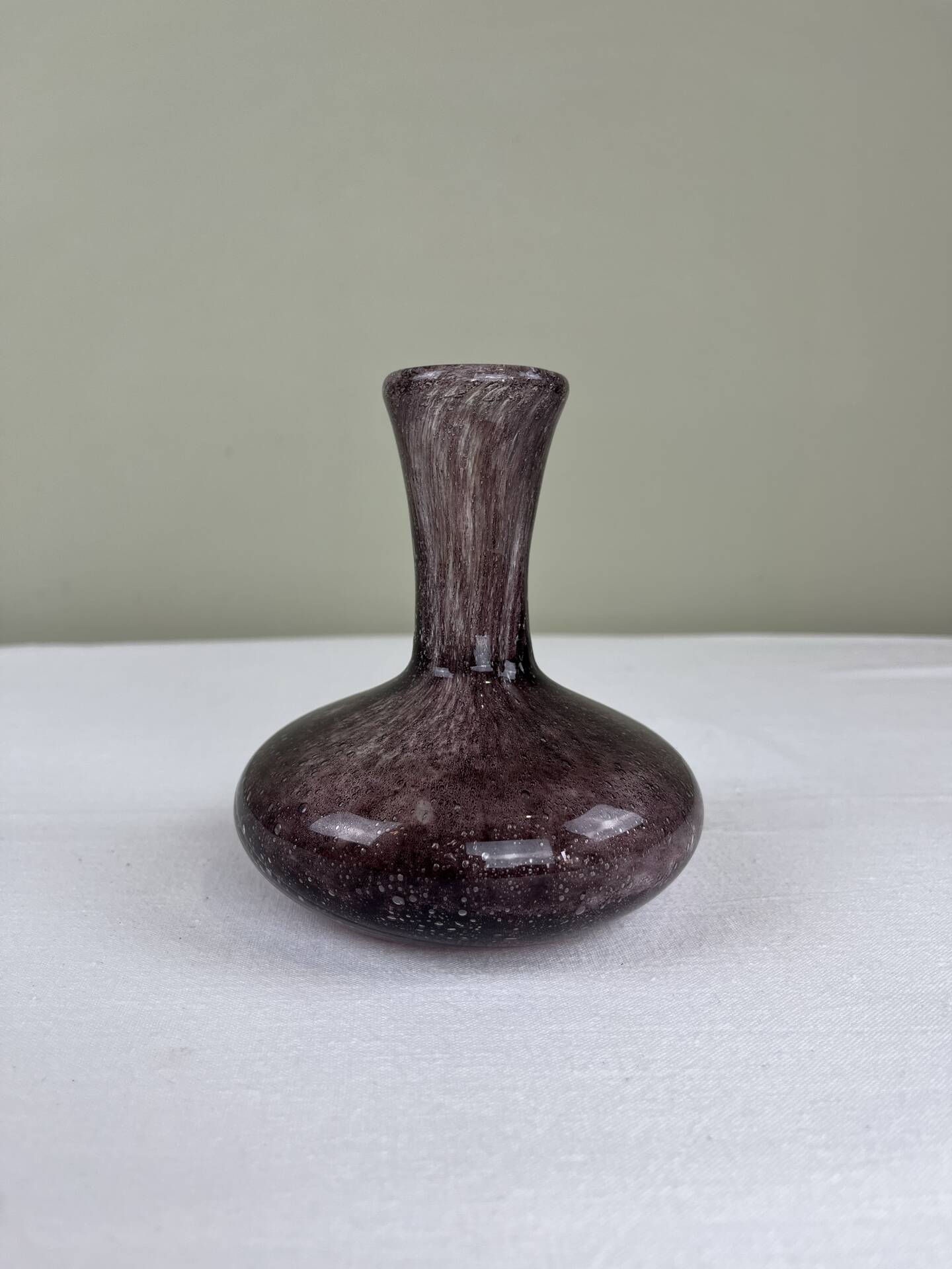 Vintage bubble glass soliflore vase in mauve/lilac.
