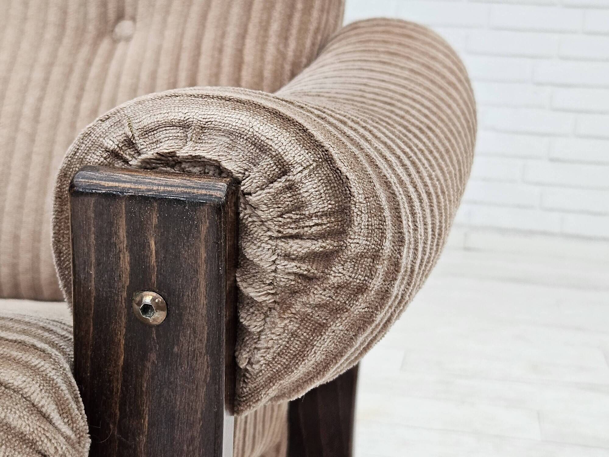 1970s, pair of Danish lounge chairs, original very good condition, corduroy.