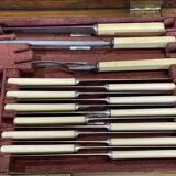 English silver-plated cutlery set in its oak box - early 20th century