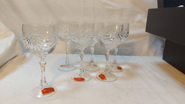 Service de 6 verres à vin et carafe en Cristal de Lorraine - Modèle Gérard