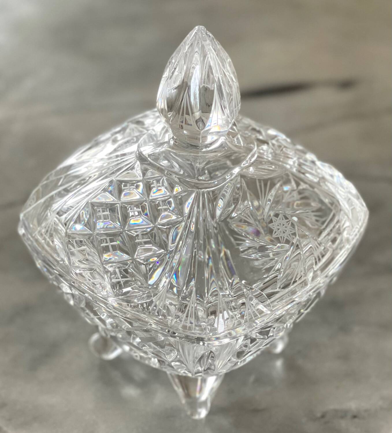 Cut crystal candy box