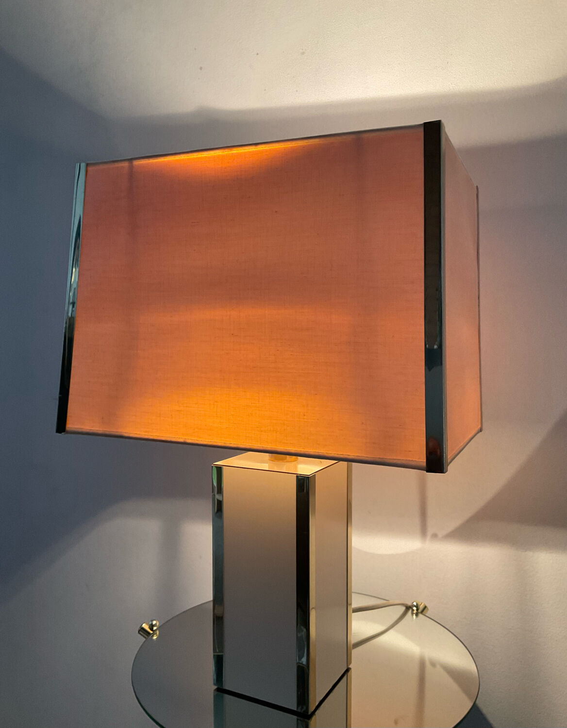 Vintage lamp from the 60s-70s in metal and brass