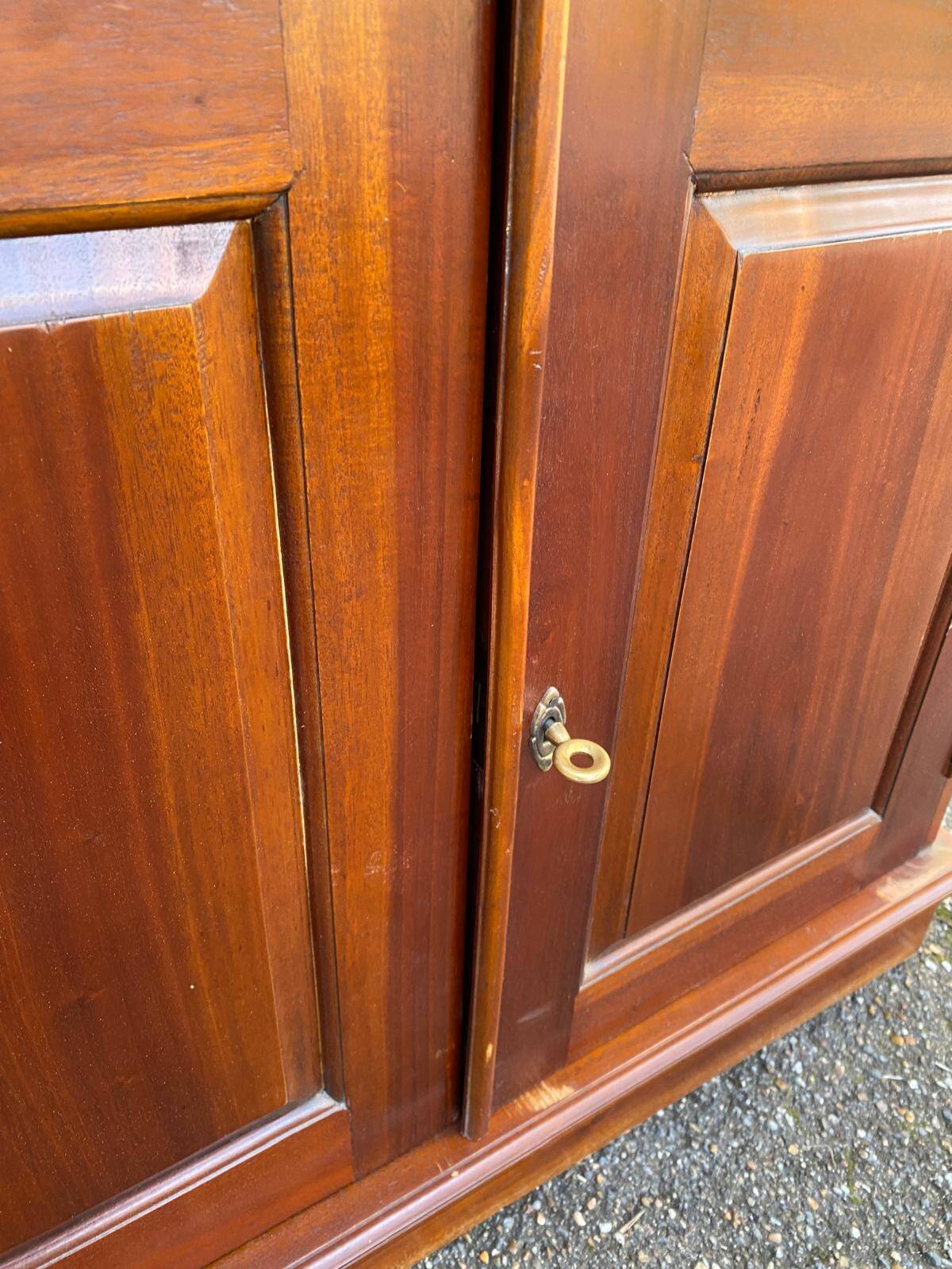 Buffet impérial 2 portes en acajou massif