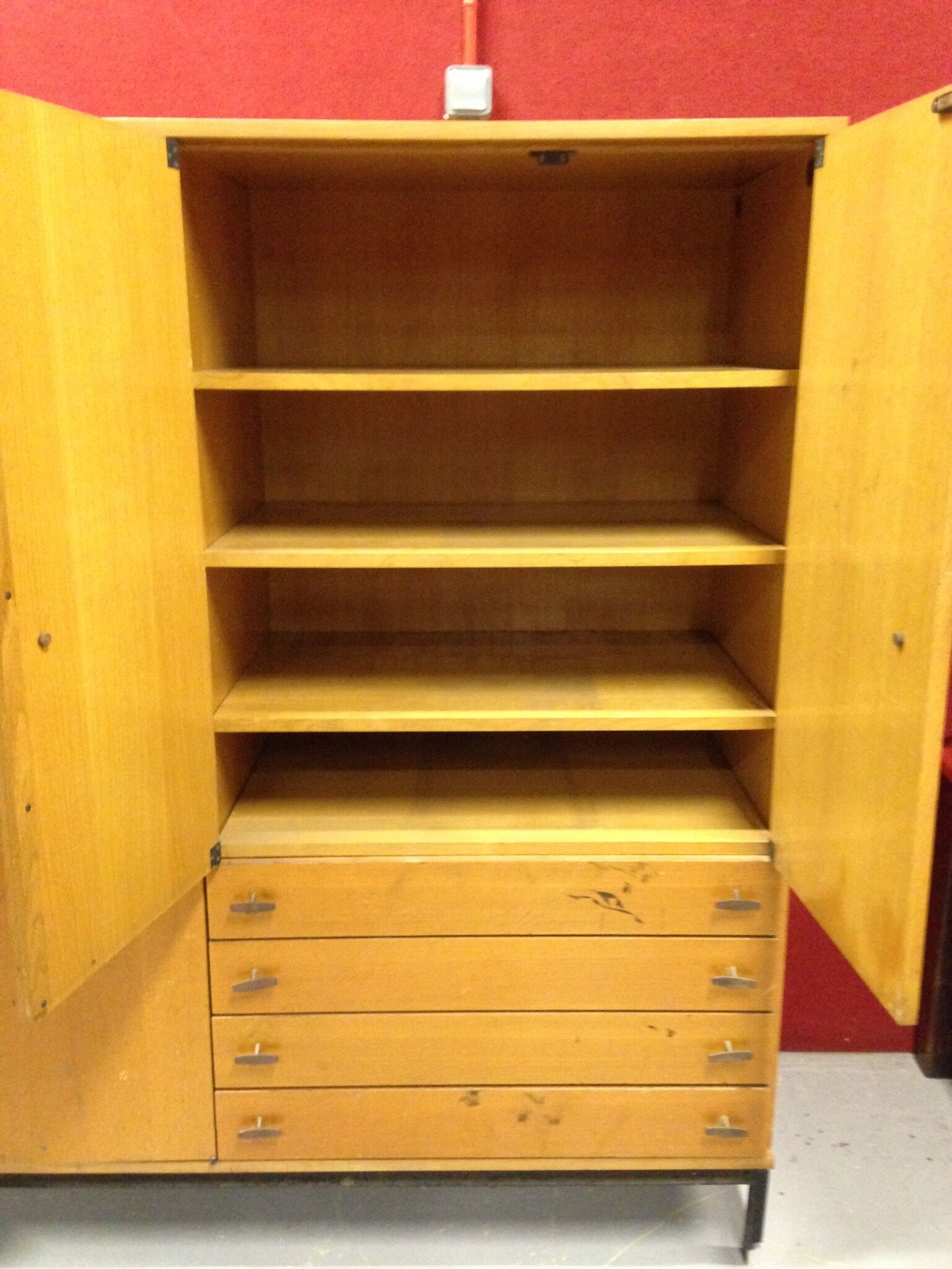Armoire des années 1950-1960