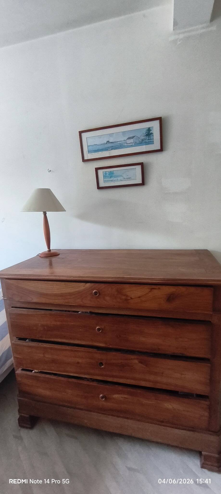 Commode en merisier style Louis Philippe