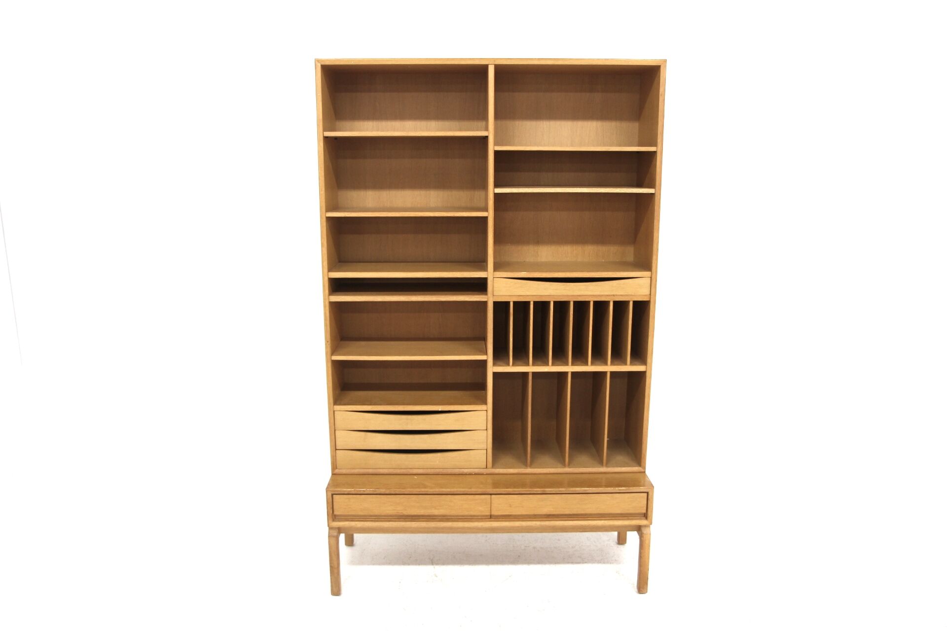 Scandinavian oak bookcase, Marian Grabinski, Möbel-Ikea, Sweden, 1960
