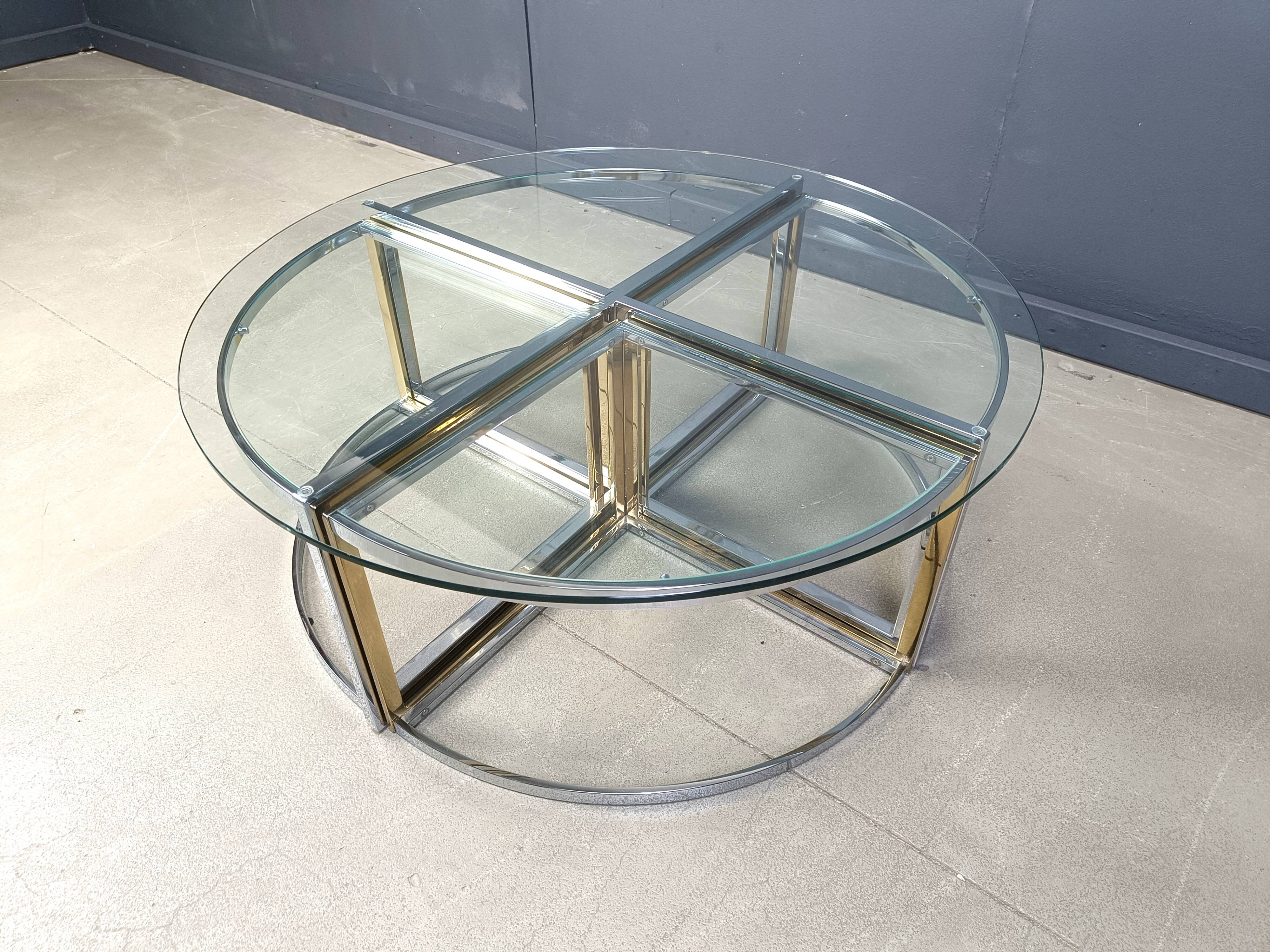 Large coffee table set in brass and glass, 1970s