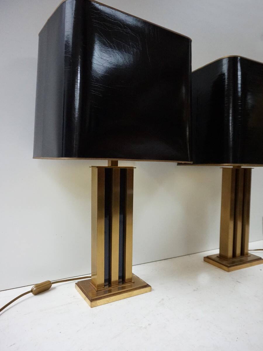 Paire de lampes de table JLB Hollywood Regency en laque noire et laiton doré, 1970s