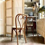 Heart bistro chair in beech and green wool