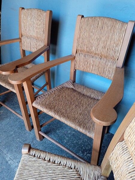 Lot 2 armchairs and 2 chairs design wood and straw period 1970