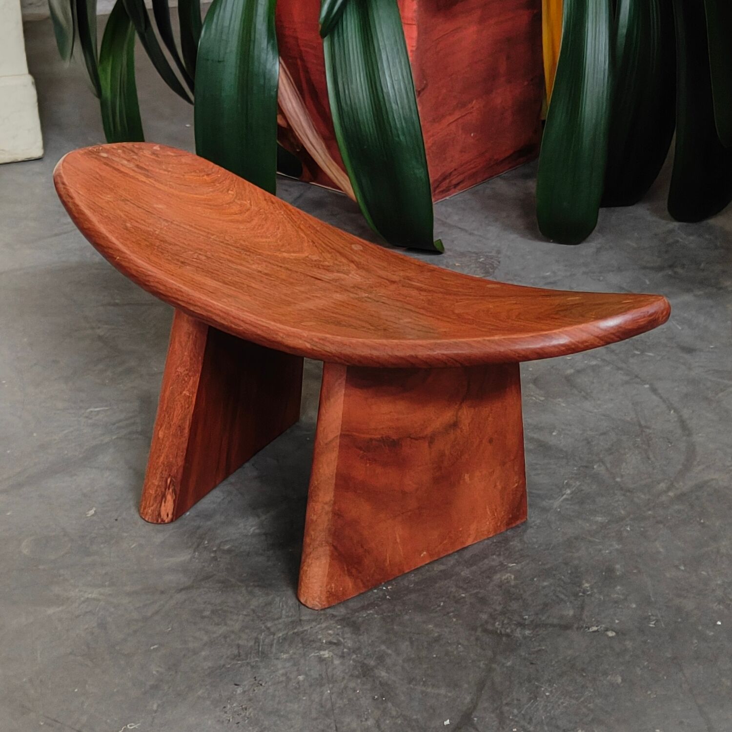 Shoggi meditation stool by Alain Gaubert 1980