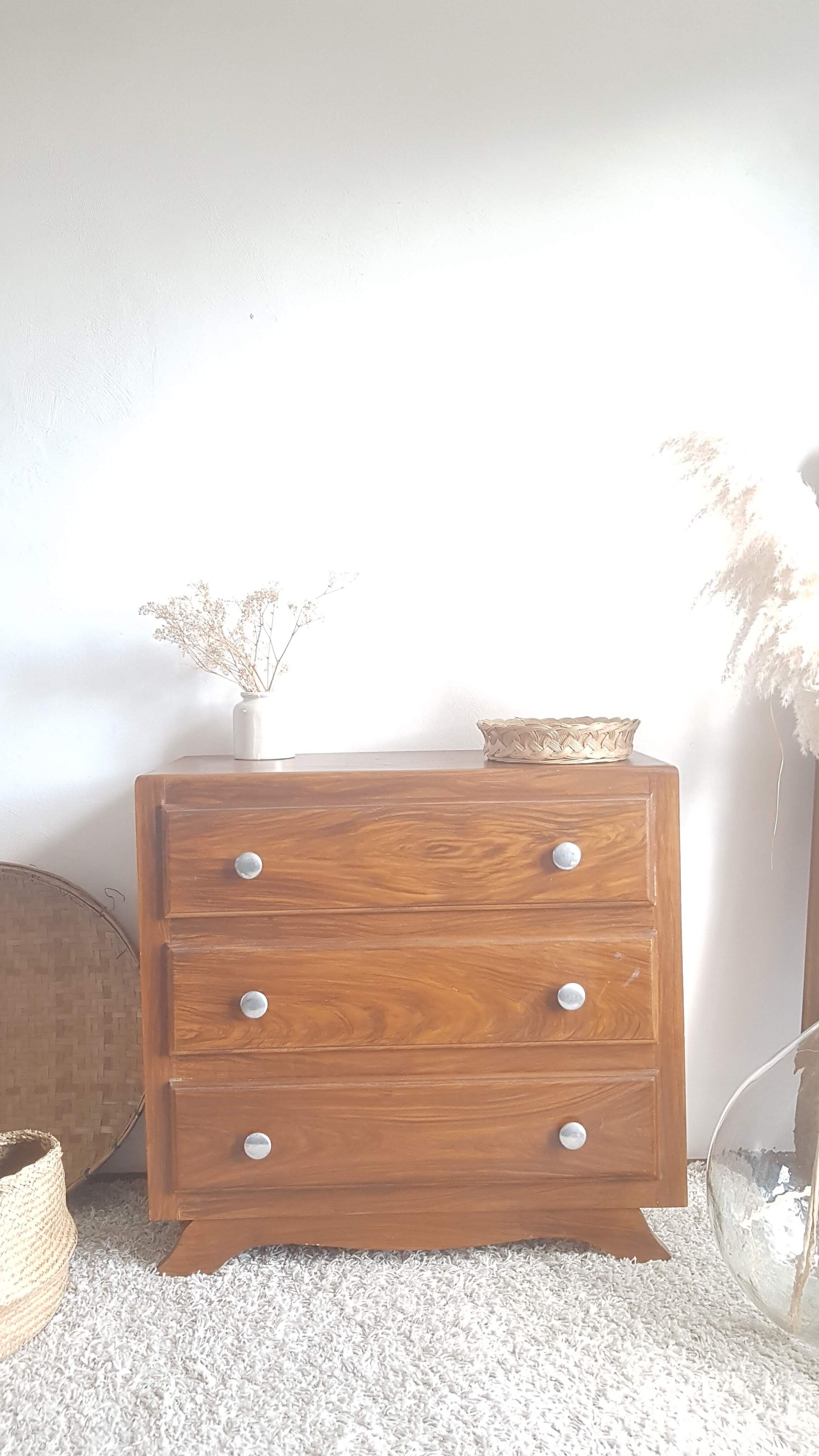 Art deco dresser