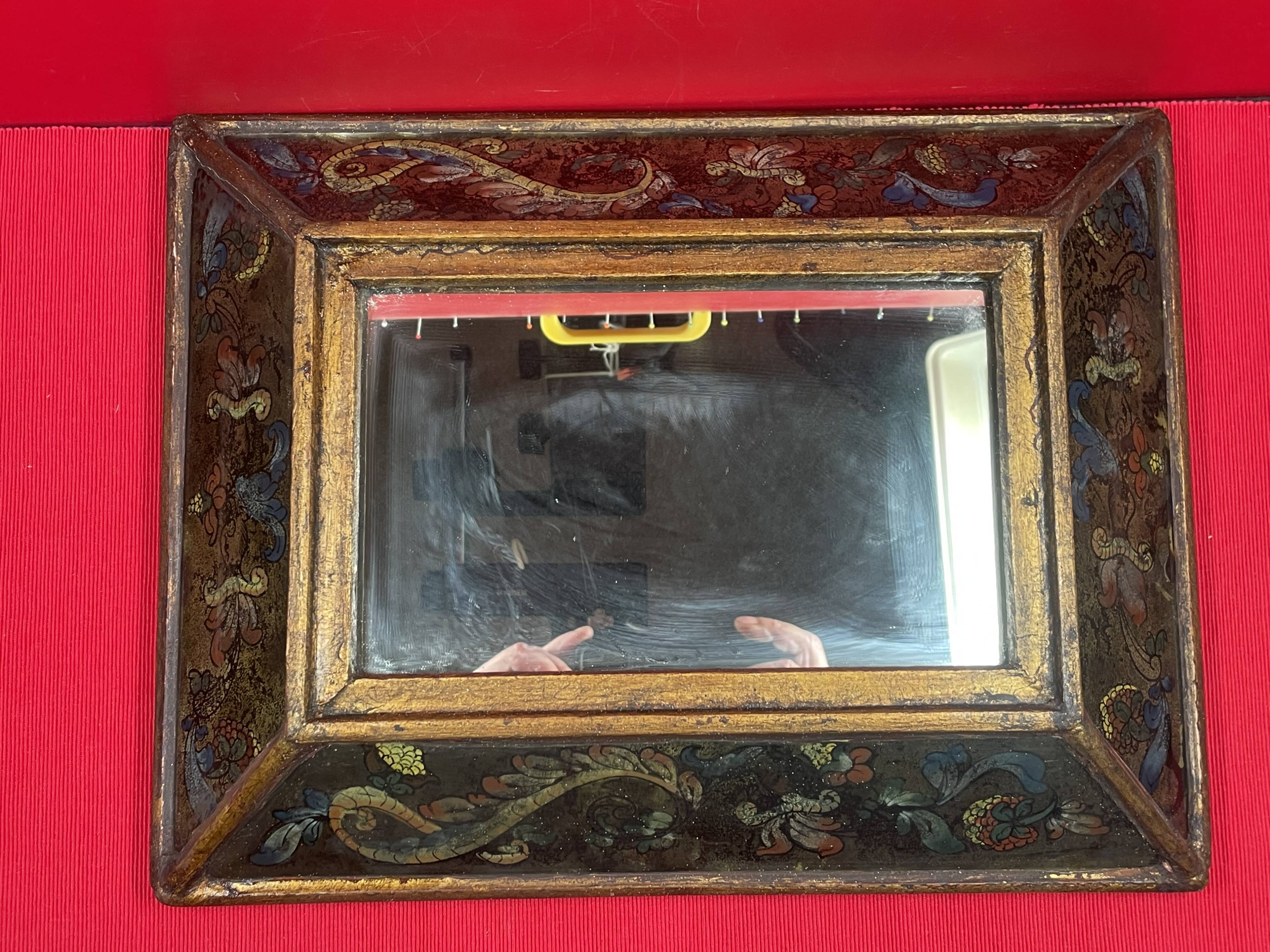 Old Italian mirror, eglomise glass in pareclose, recent central mirror