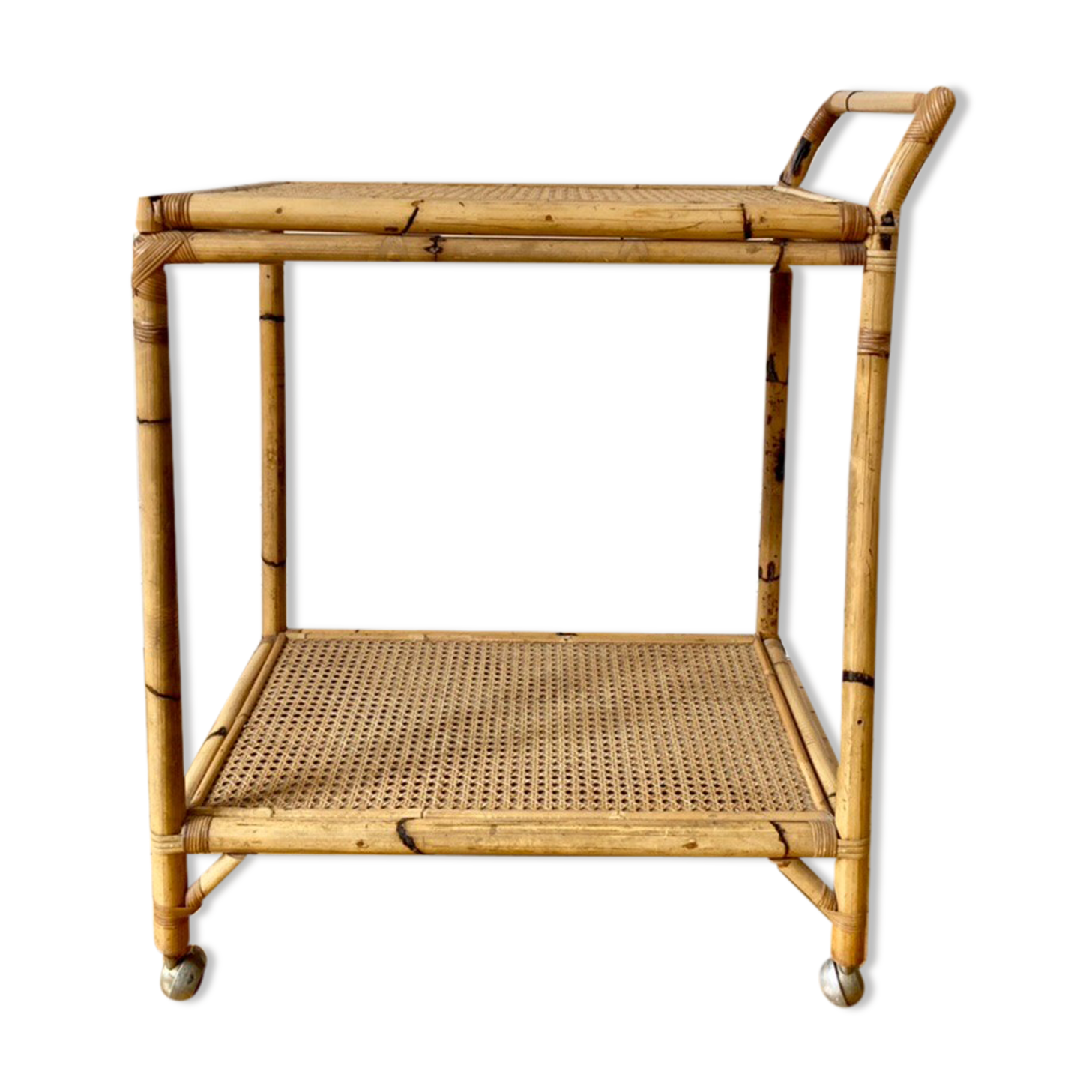 Vintage rattan service