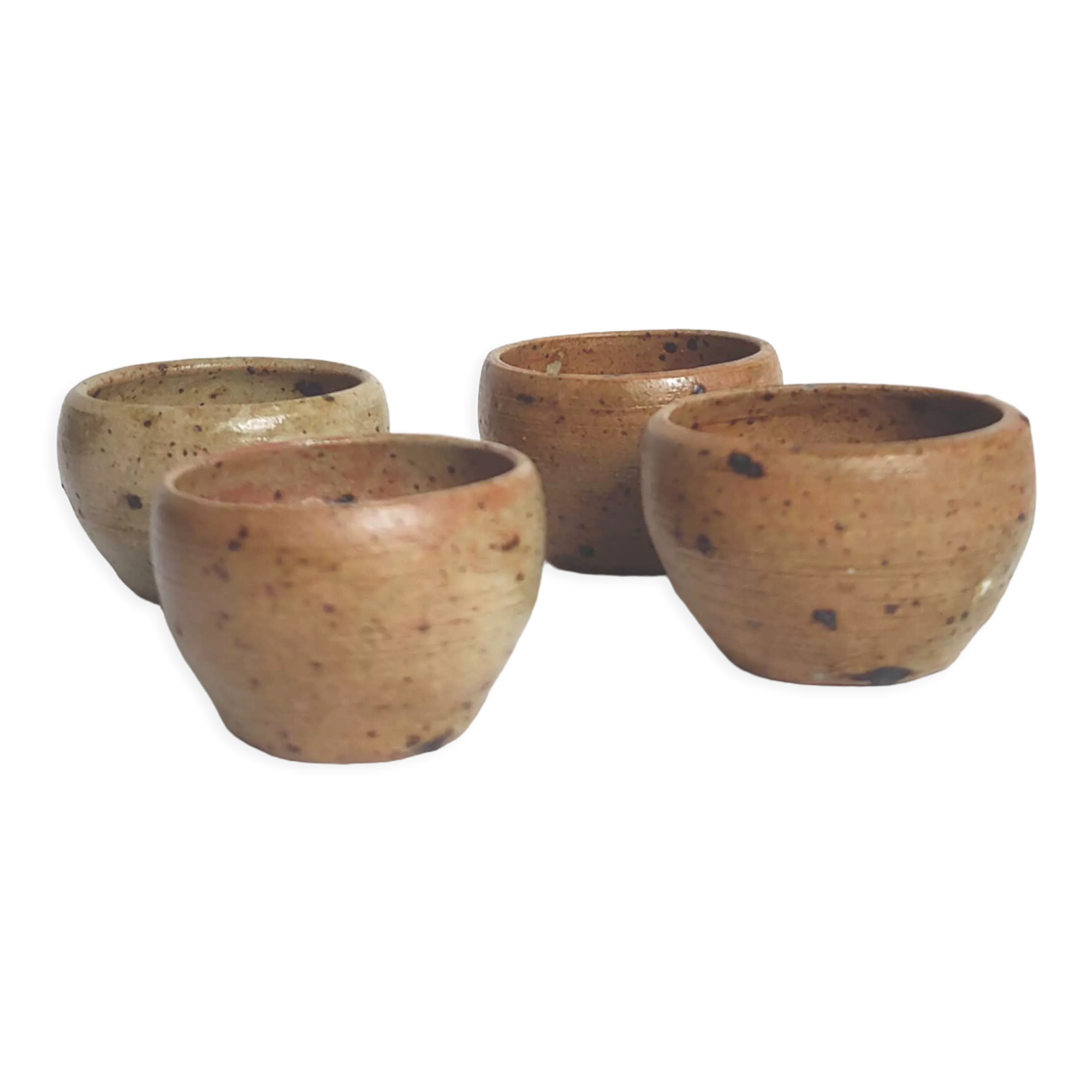 Set of 4 vintage stoneware shells