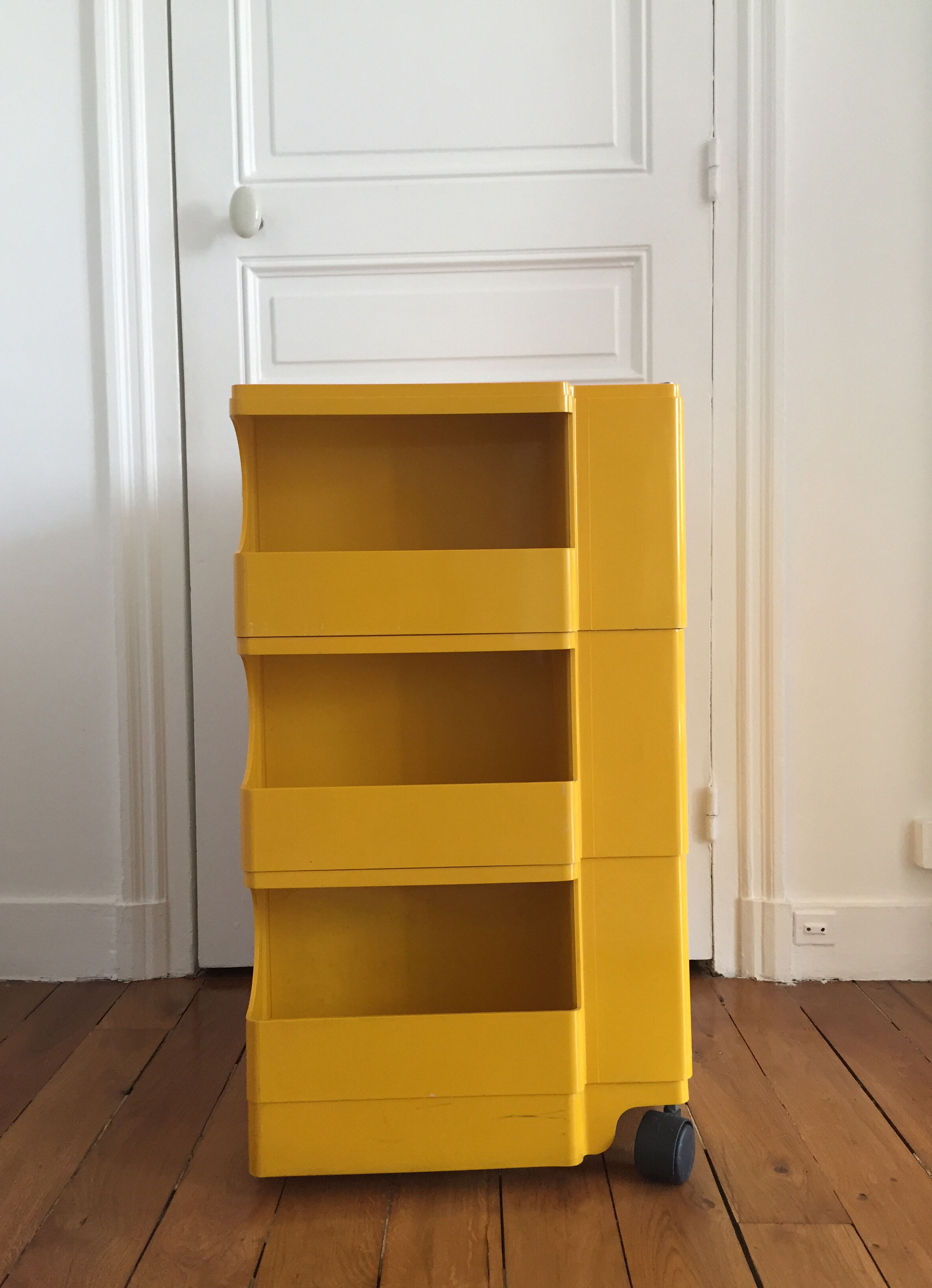 Boby serving table by Joe Colombo