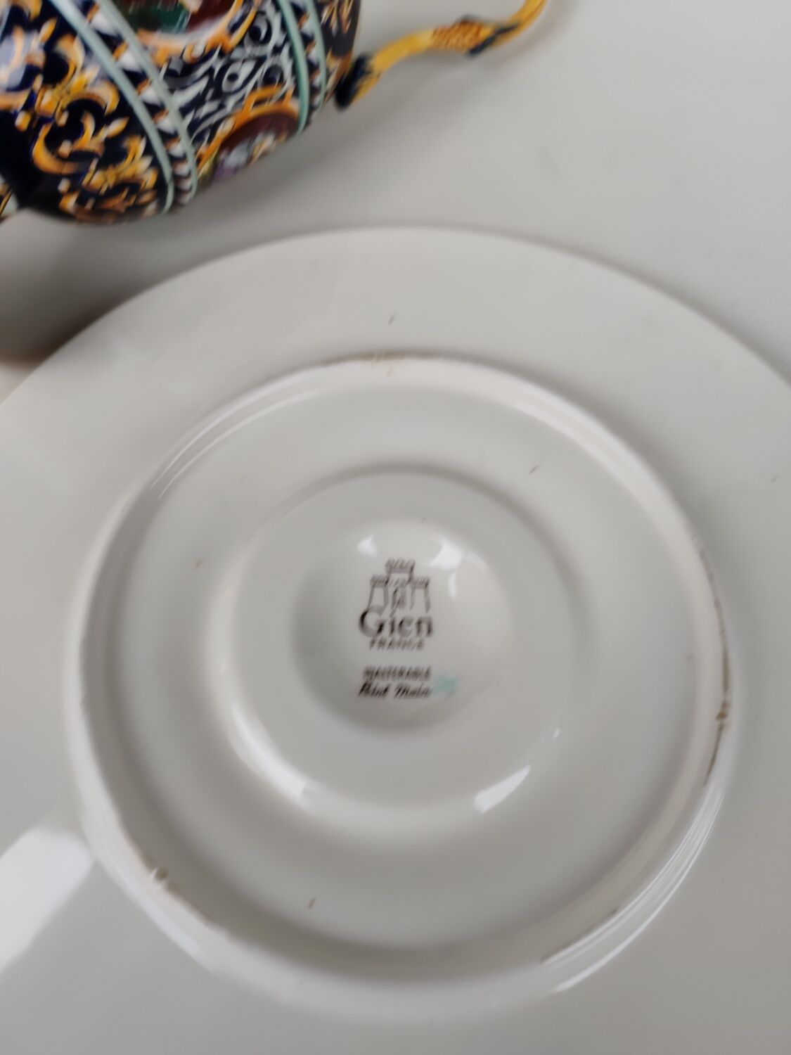 Ewer and its basin, in Gien earthenware, Renaissance model, 20th century.