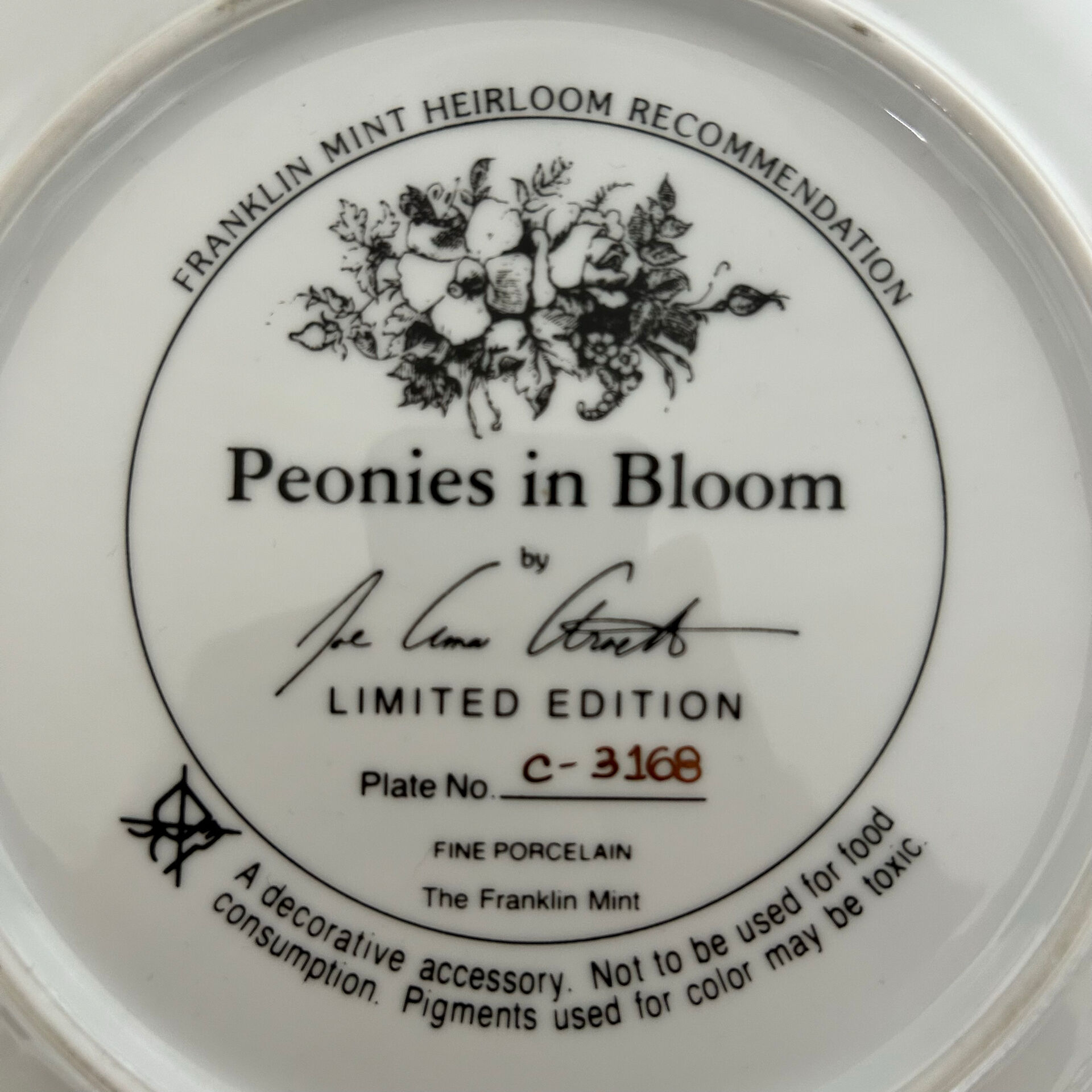 English collector's plate signed and numbered