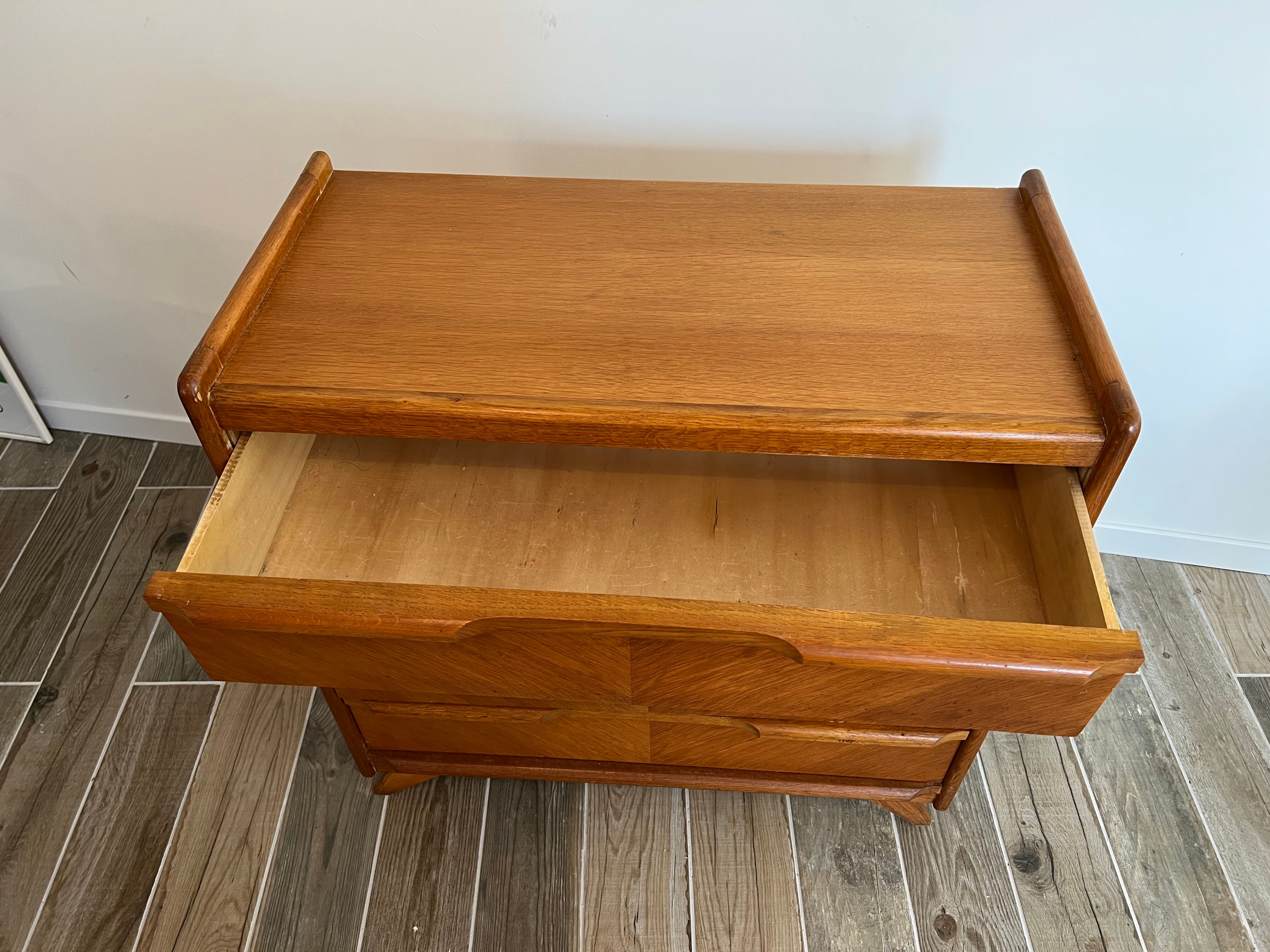 French chest of drawers from the 60s