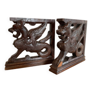 Paire de sculptures en