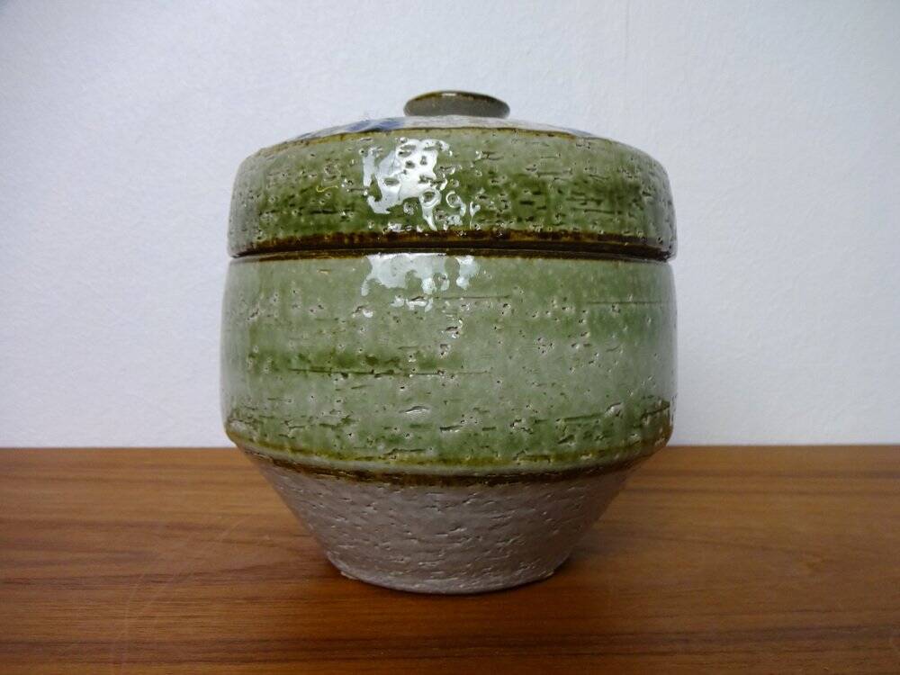 Danish Studio Ceramic Bowl with Lid by Noomi Backhausen for Soholm Stentoj, 1960s