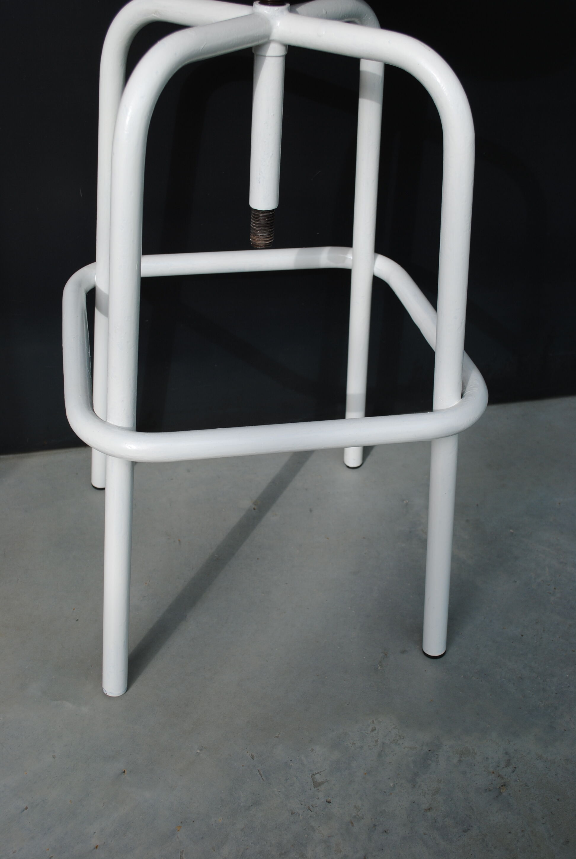 Tabouret atelier industriel