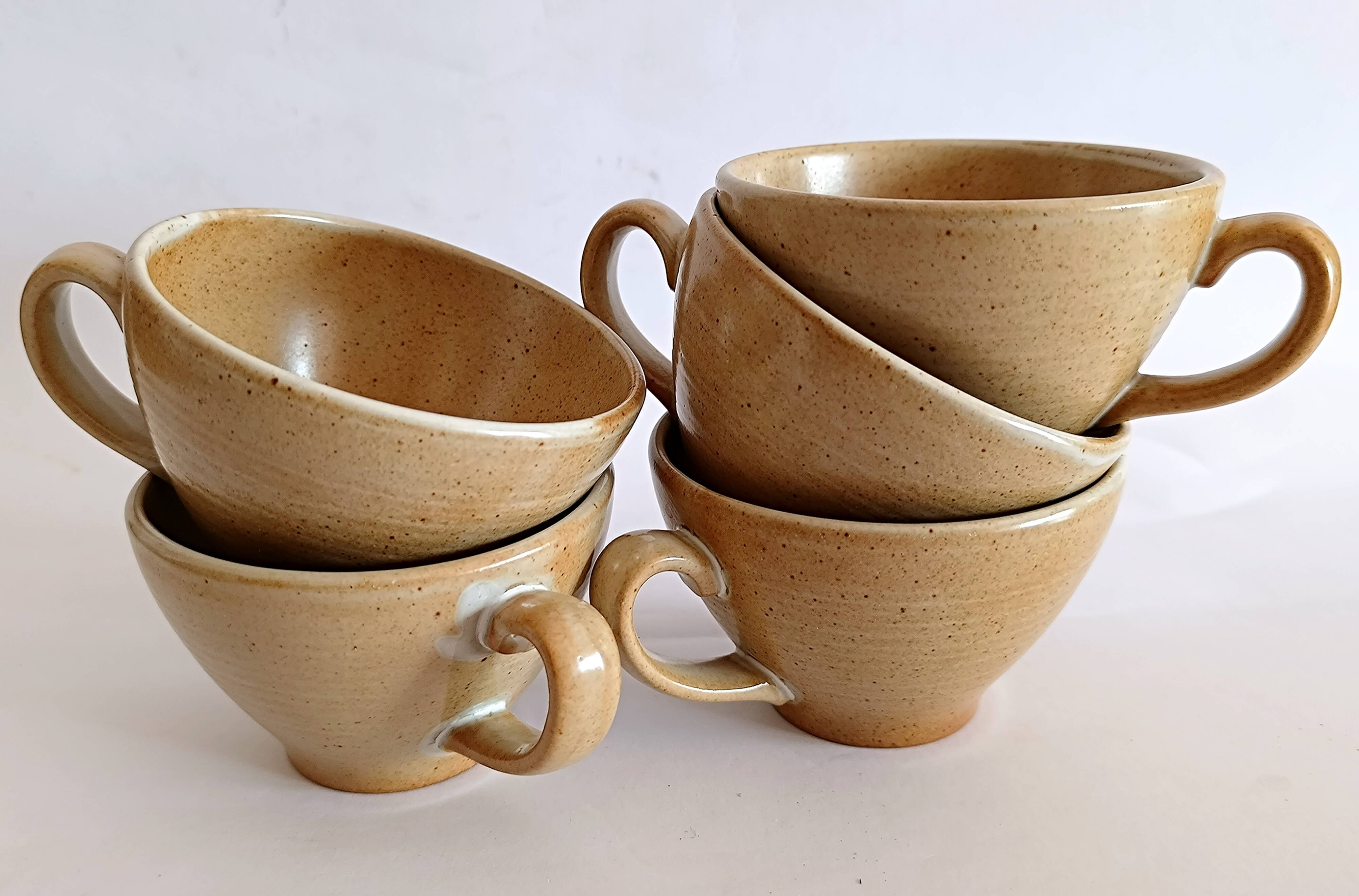 Tasses en grès