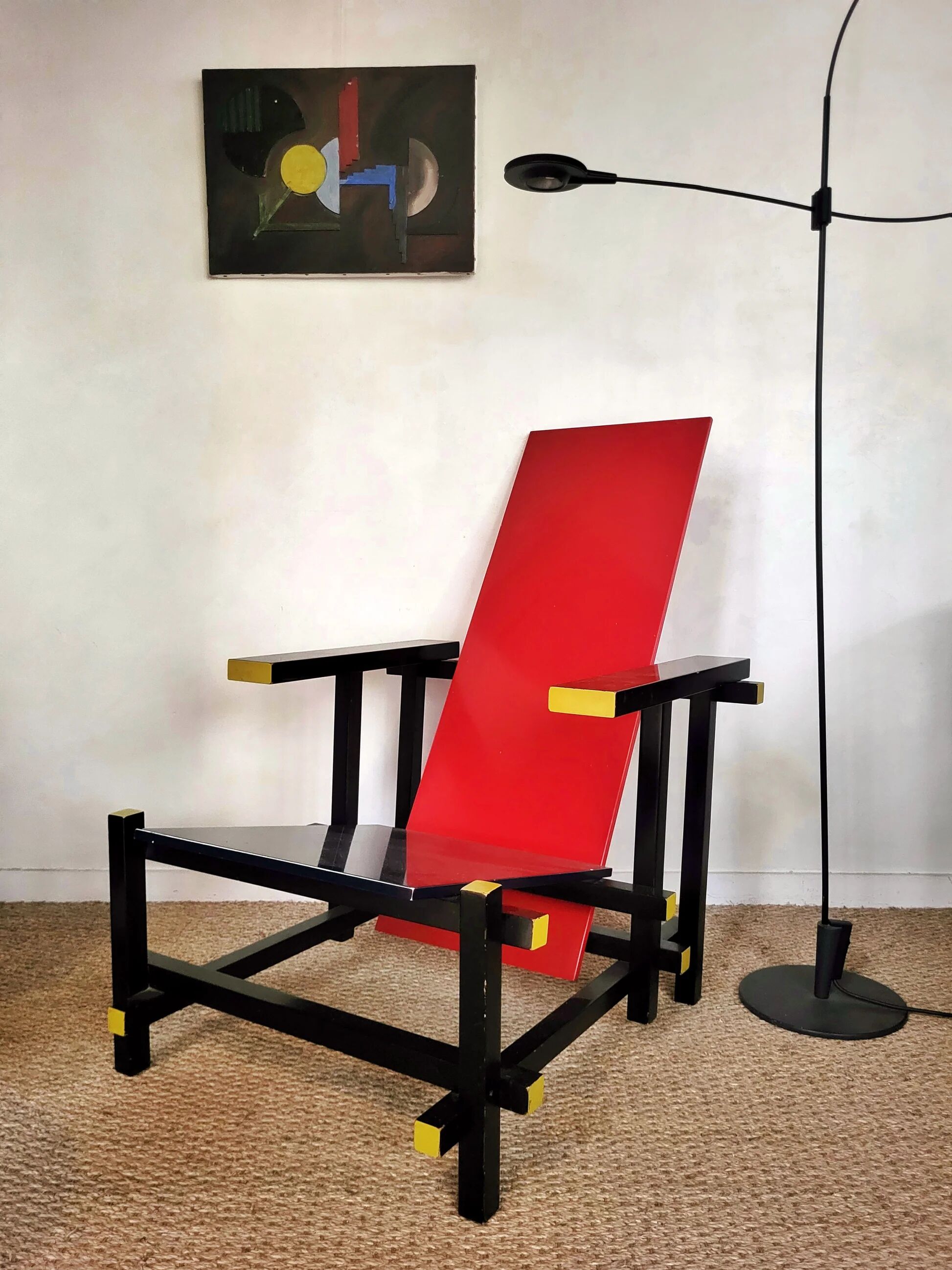 Red and Blue Chair by Gerrit Rietveld