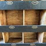 Hotel locker cabinet