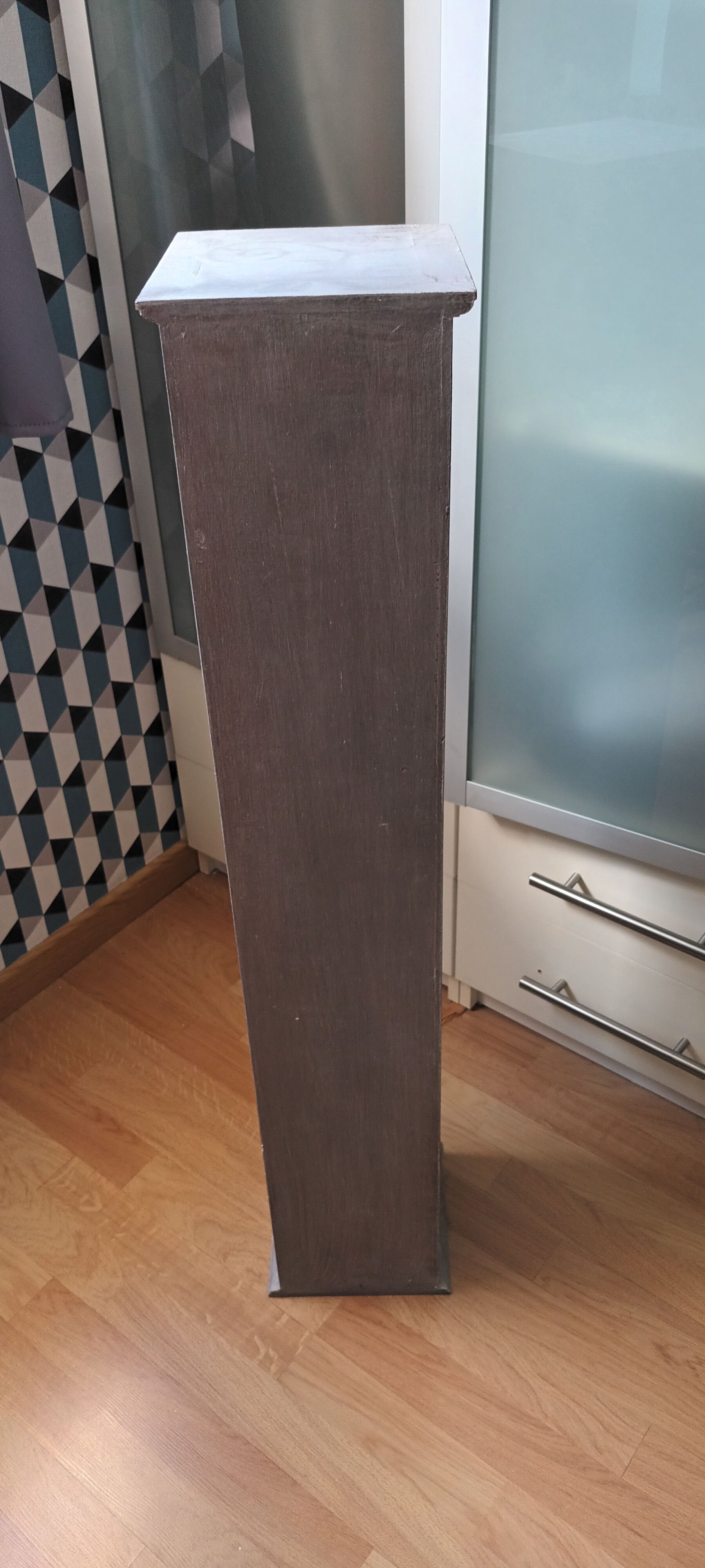 Storage Column CD, DVD, books