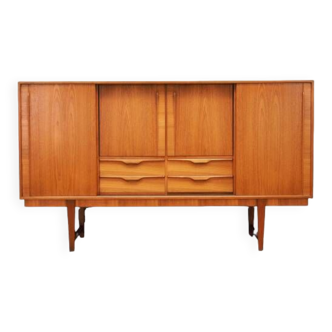 Buffet haut en teck, design danois, années 1960, production : Danemark